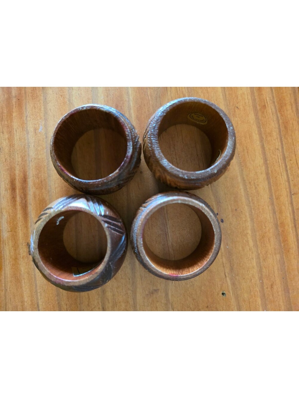 Set of 4 Vintage Carved Wooden Napkin Rings with Leaf Design